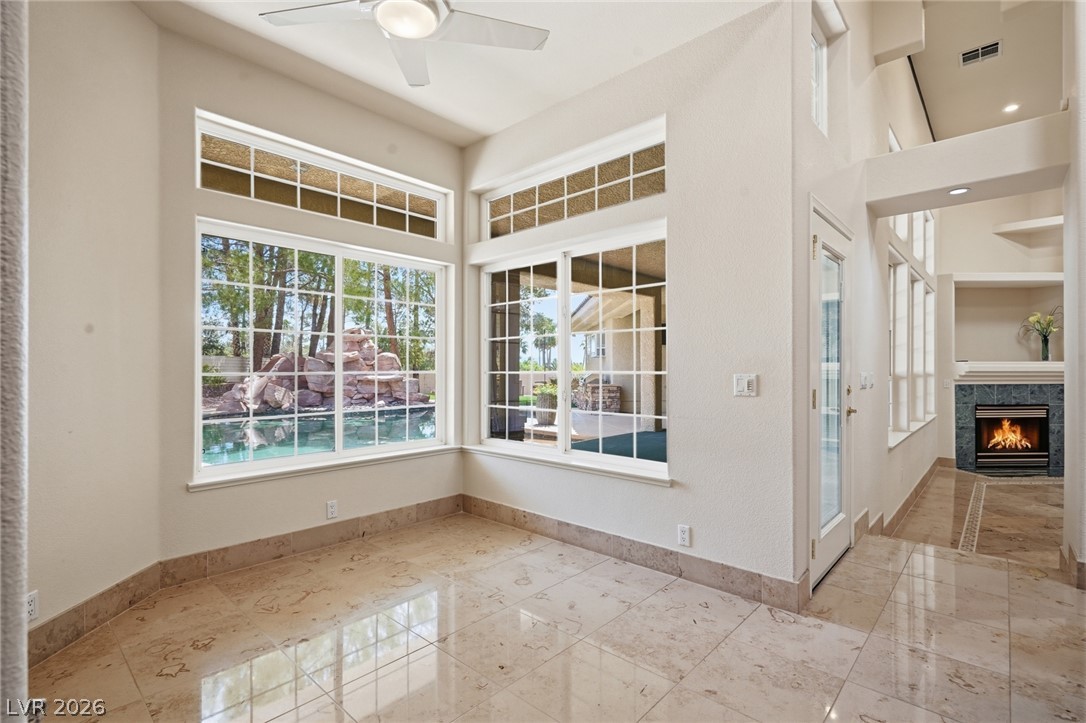 2212 Chatsworth Court Property Photo 20