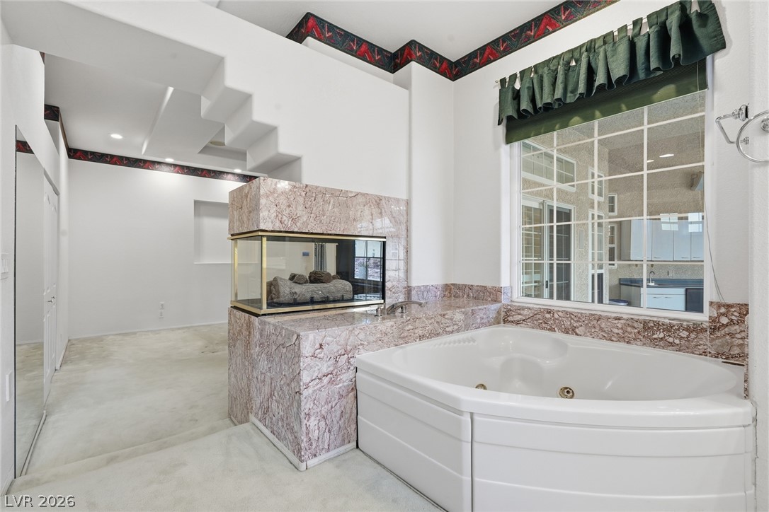 2212 Chatsworth Court Property Photo 41