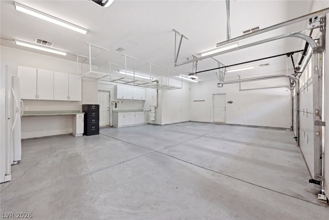 2212 Chatsworth Court Property Photo 86