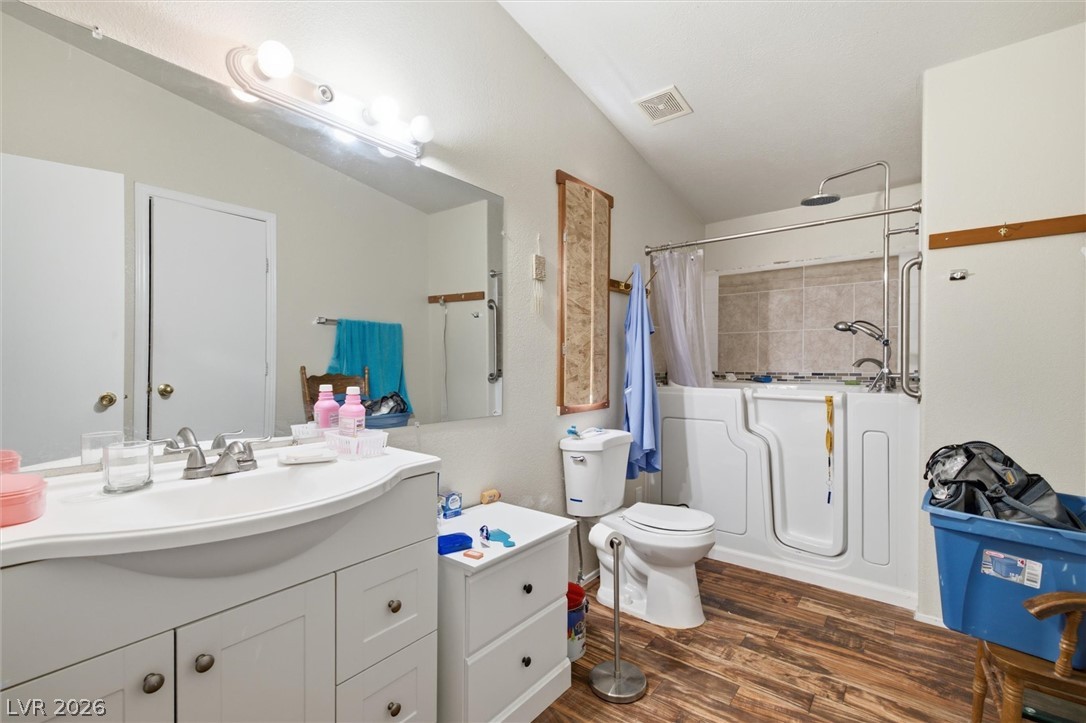 1931 West Carrol Street Property Photo 13