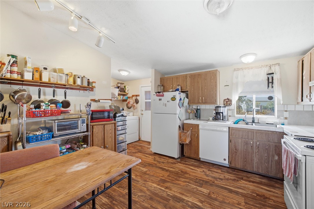 1931 West Carrol Street Property Photo 15