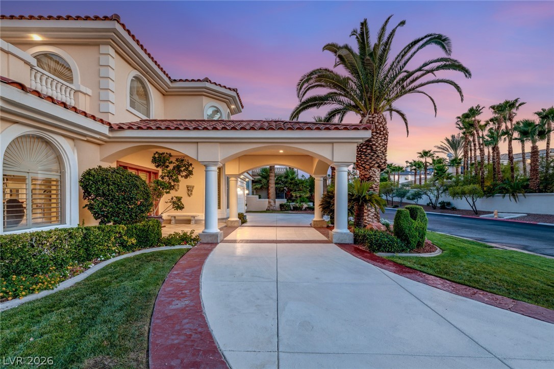 5030 Spanish Hills Drive Property Photo 7