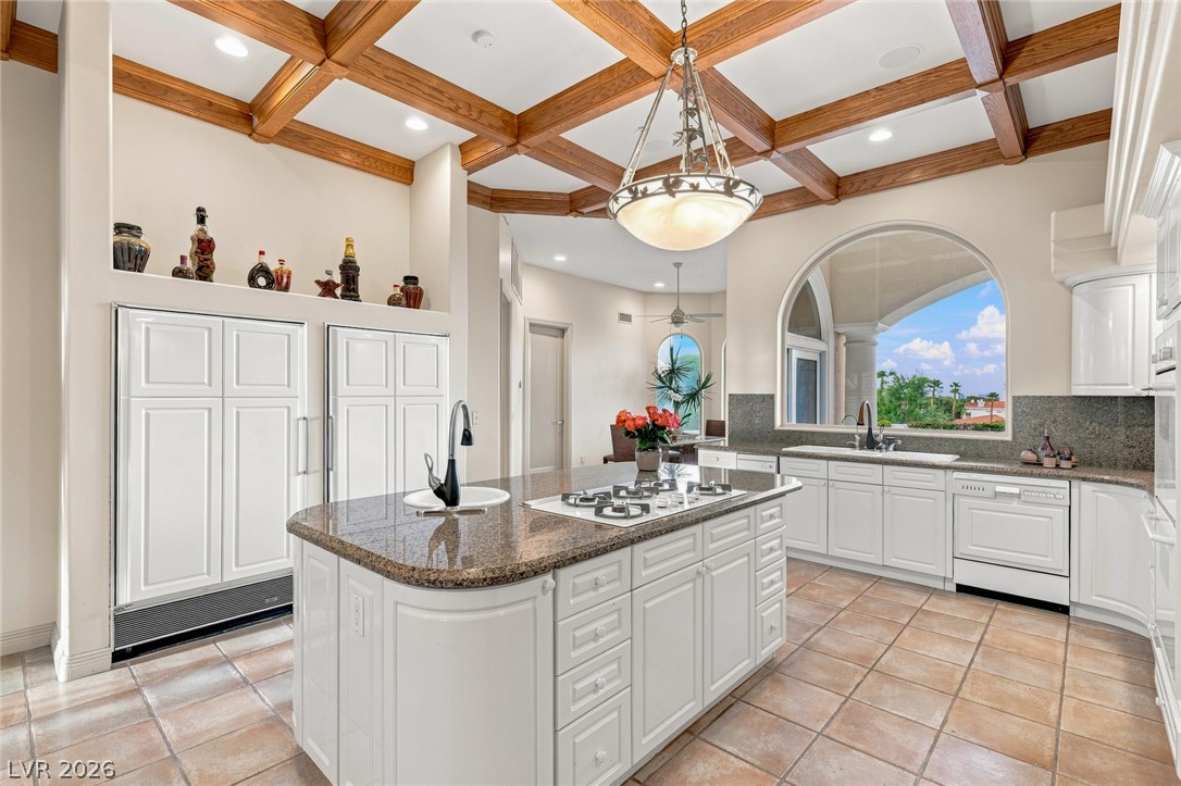 5030 Spanish Hills Drive Property Photo 17