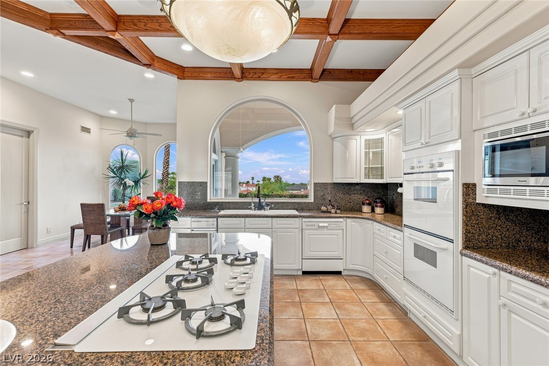 5030 Spanish Hills Drive Property Photo 19