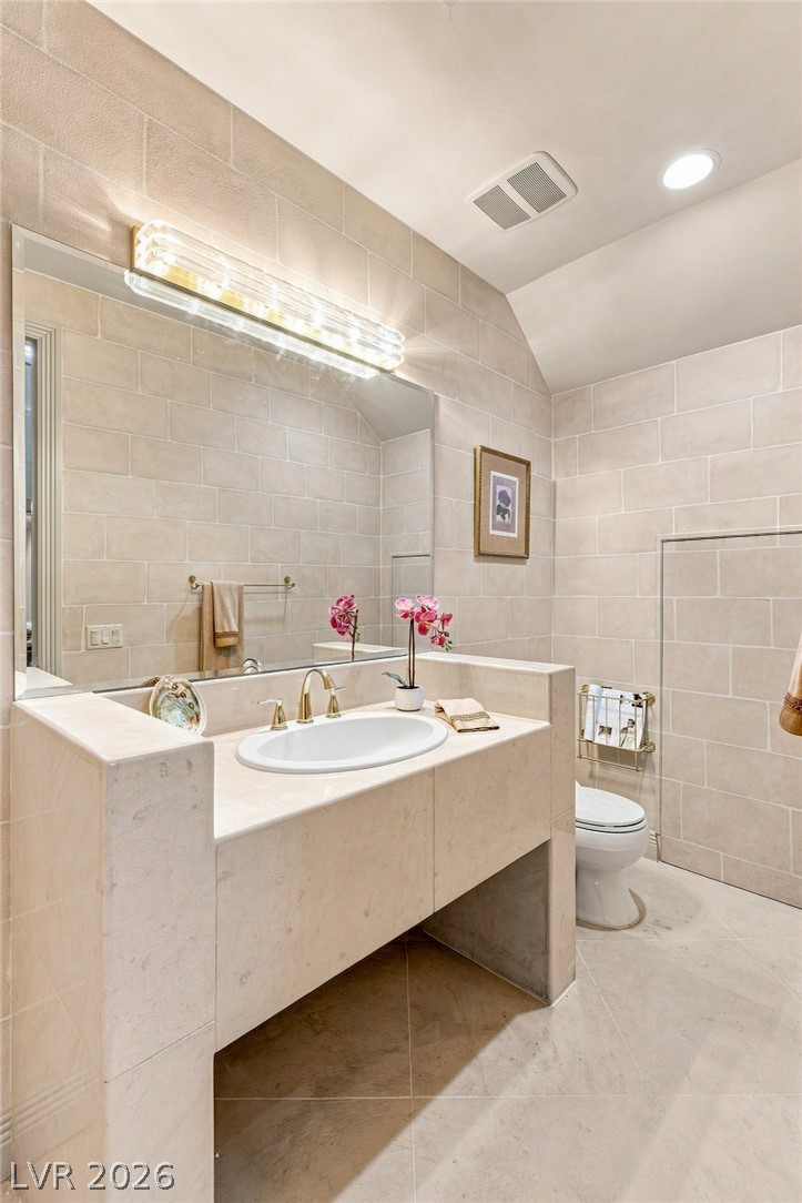 5030 Spanish Hills Drive Property Photo 24