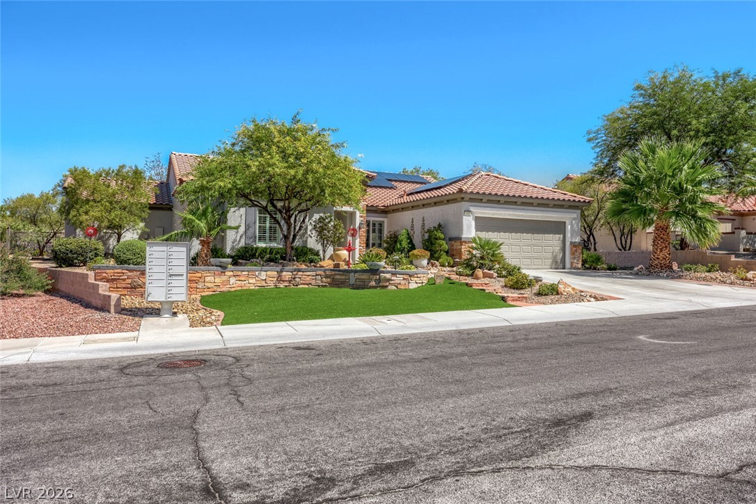 2992 Foxtail Creek Avenue Property Photo 12
