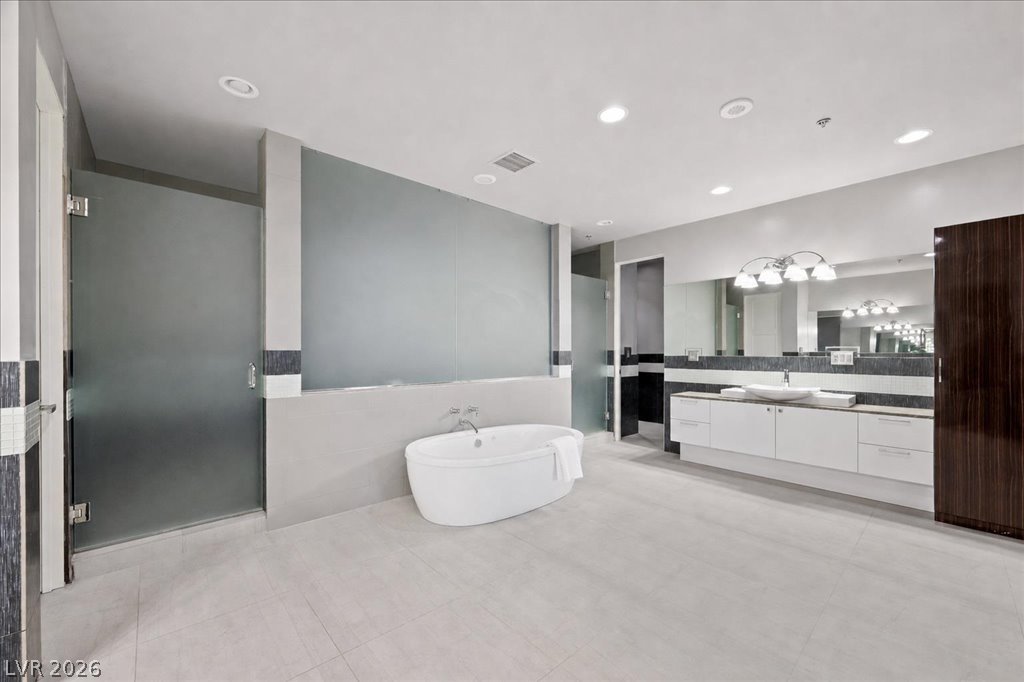 900 Las Vegas Boulevard 1508 Property Photo 34