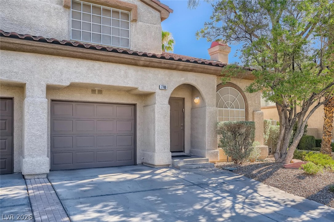 7700 Almeria Avenue Property Photo 2