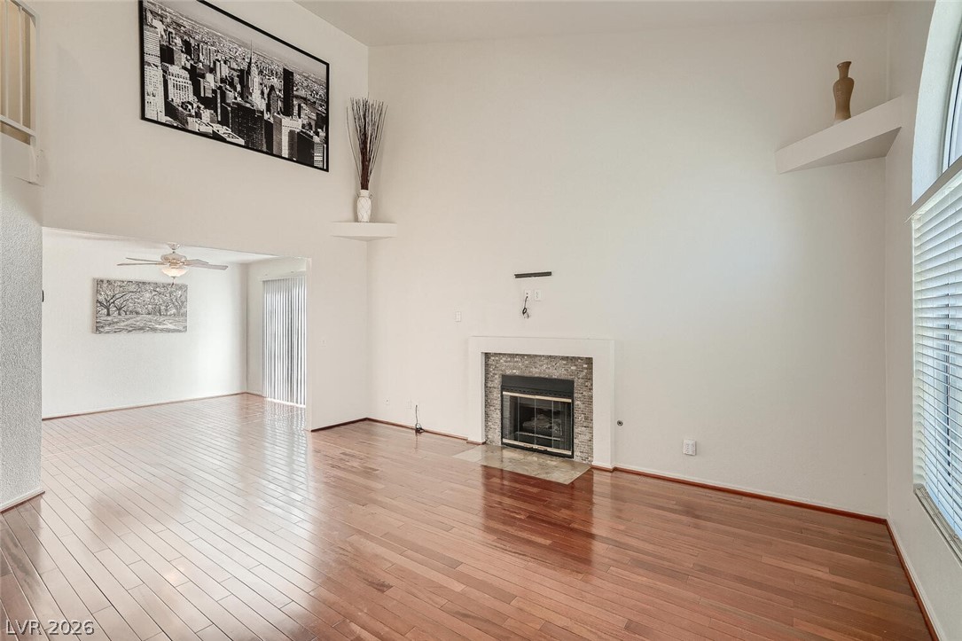 7700 Almeria Avenue Property Photo 6