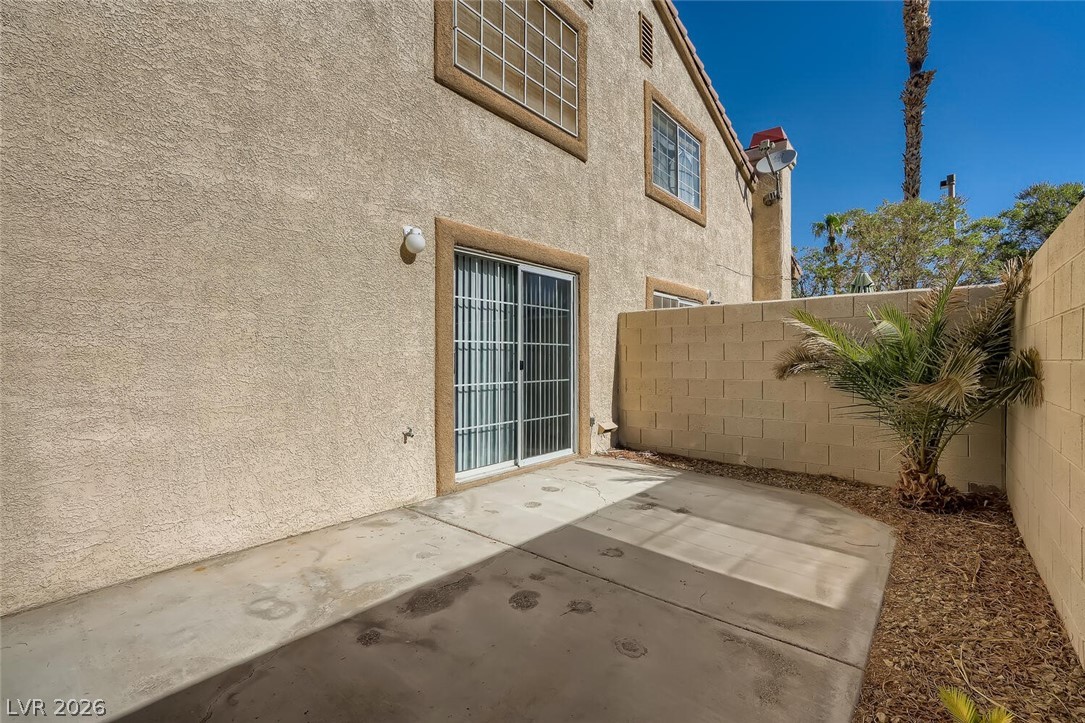 7700 Almeria Avenue Property Photo 25