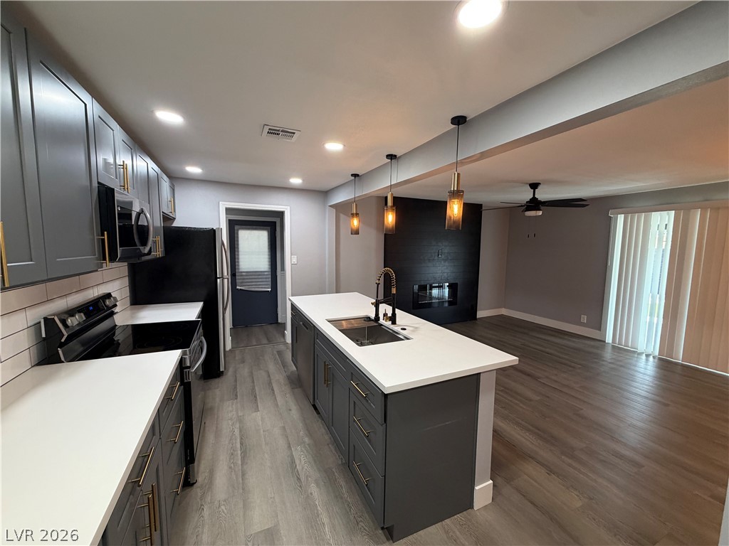 2021 Santa Clara Drive Property Photo 6