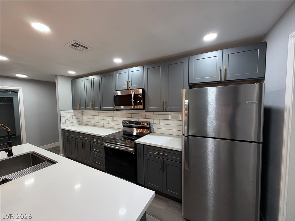 2021 Santa Clara Drive Property Photo 17