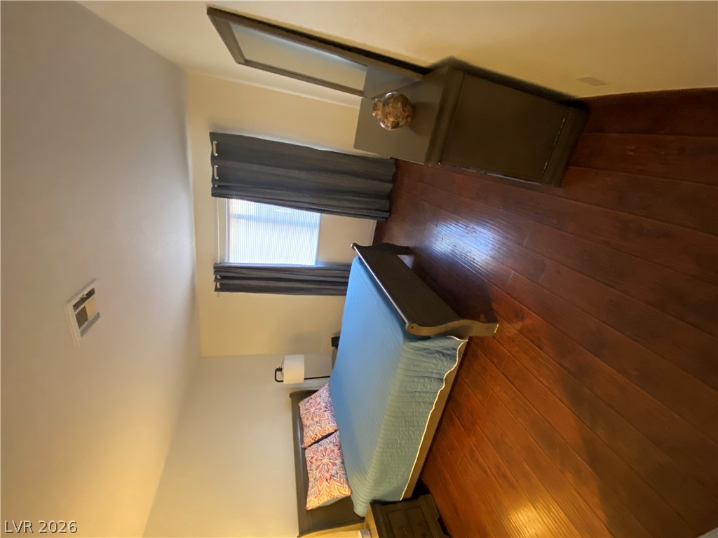 5028 South S Rainbow Boulevard 102 Property Photo 23