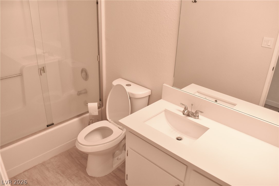 2056 Mesquite Lane 303 Property Photo 6