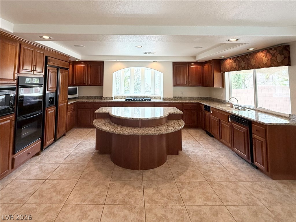 10981 Holyrood Court Property Photo 10