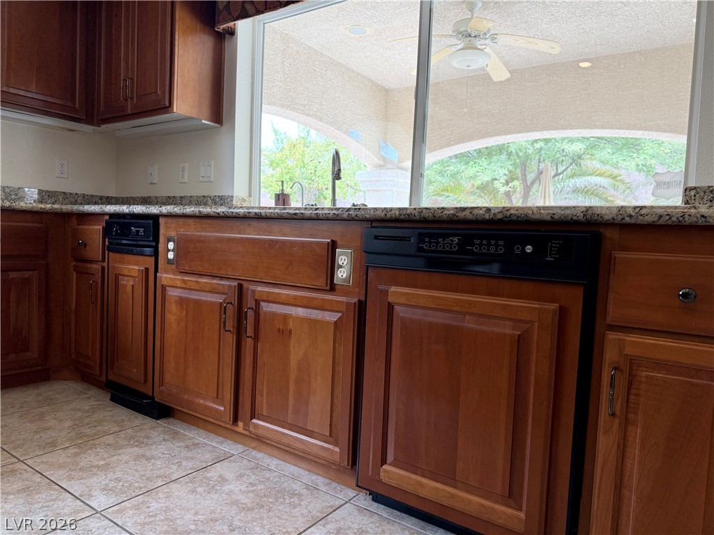 10981 Holyrood Court Property Photo 19