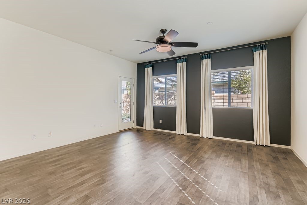 360 Canary Song Drive Property Photo 6