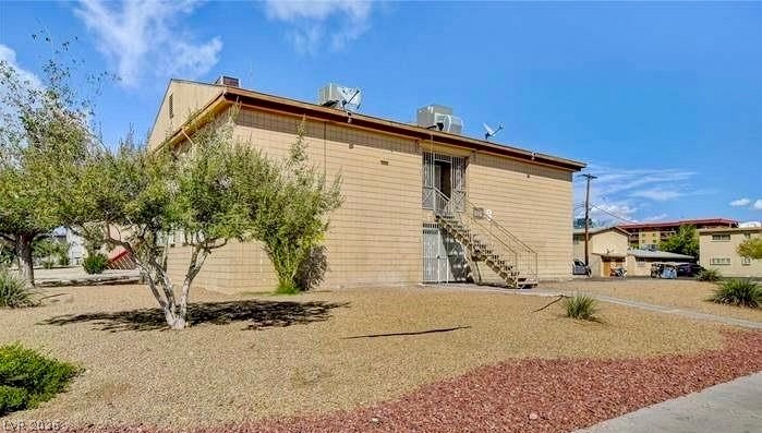 698 Northrop Avenue 1 Property Photo 1
