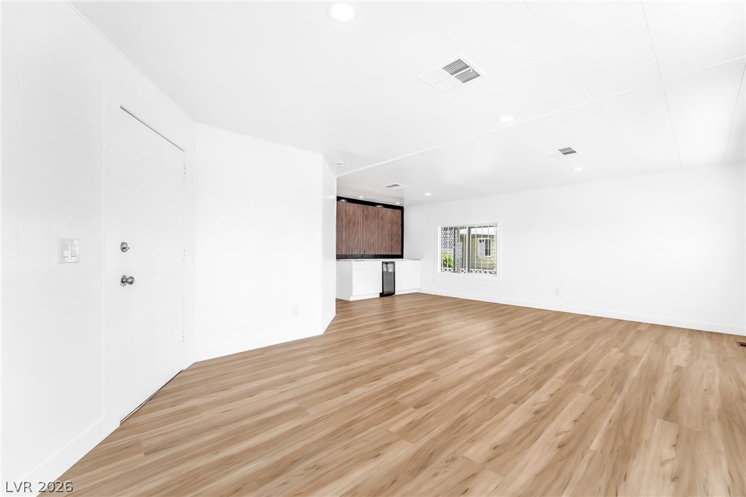 4684 Royal Ridge Way Property Photo 7