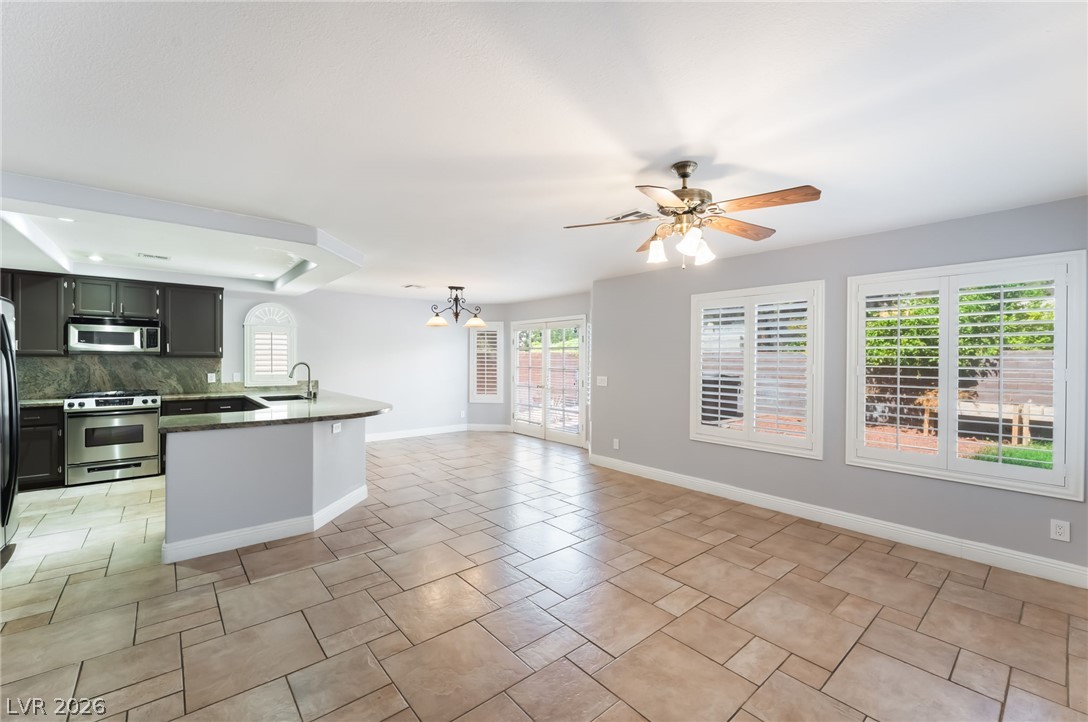 8232 Bermuda Beach Drive Property Photo 18