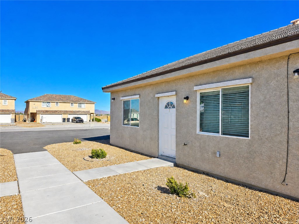 1121 Sixshooter Avenue 1 Property Photo 2