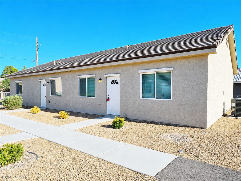 1121 Sixshooter Avenue 3 Property Photo 1
