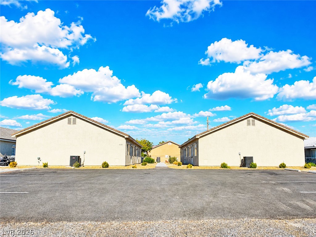 1121 Sixshooter Avenue 3 Property Photo 2