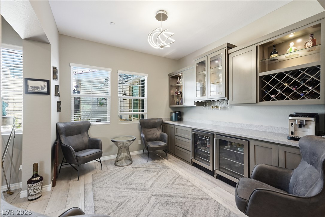 689 Corelli Cove Street Property Photo 10