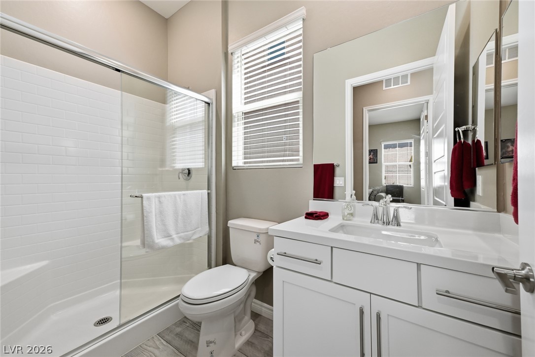 689 Corelli Cove Street Property Photo 36