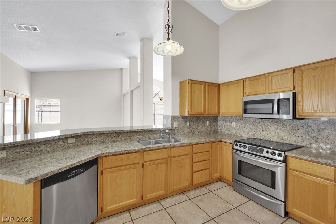 7716 Bentonite Drive Property Photo 3