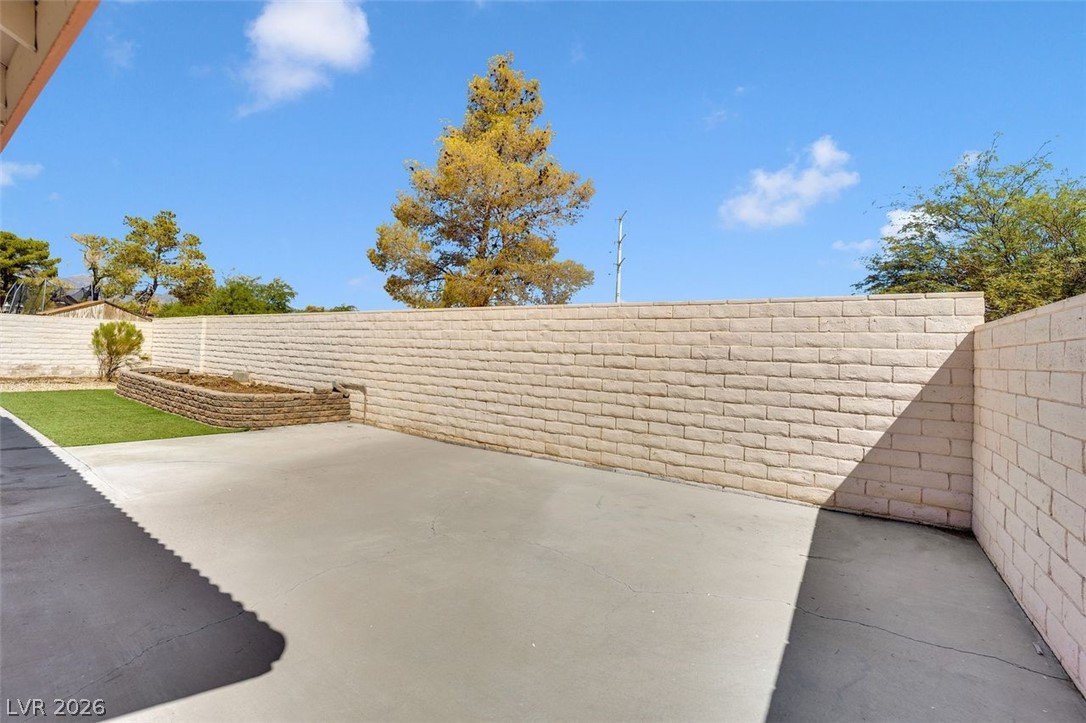 7716 Bentonite Drive Property Photo 15