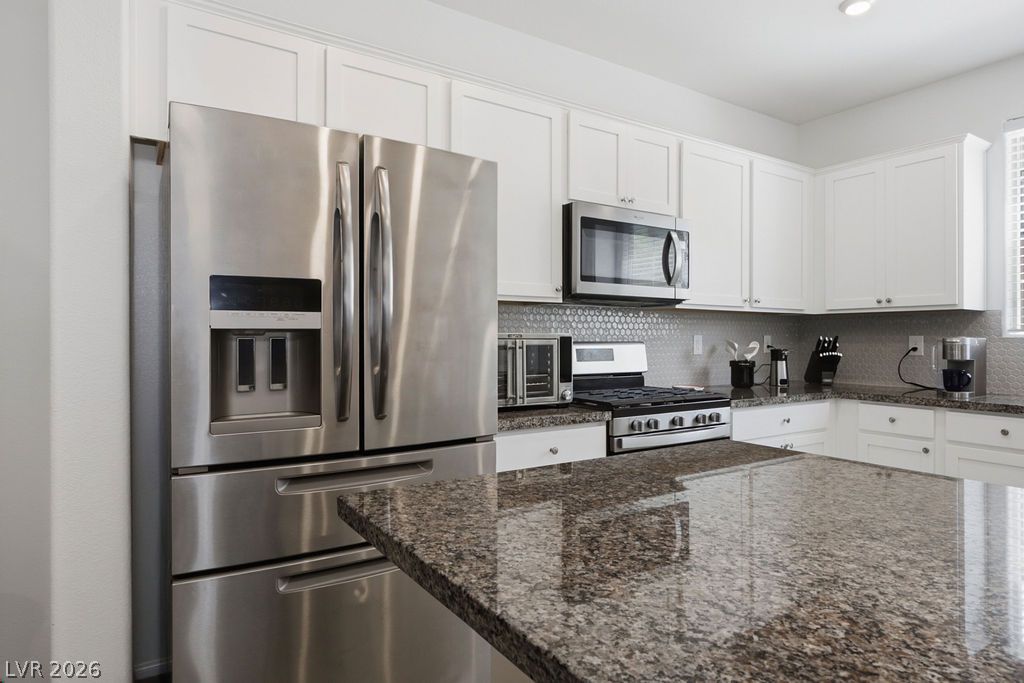1371 Graphite Avenue Property Photo 3