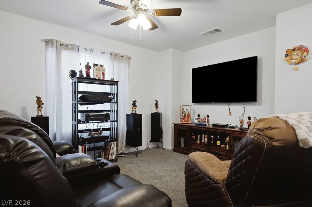 1371 Graphite Avenue Property Photo 11