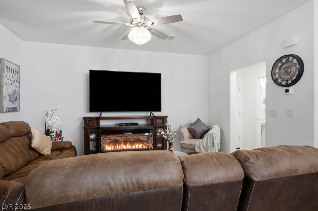 1371 Graphite Avenue Property Photo 25