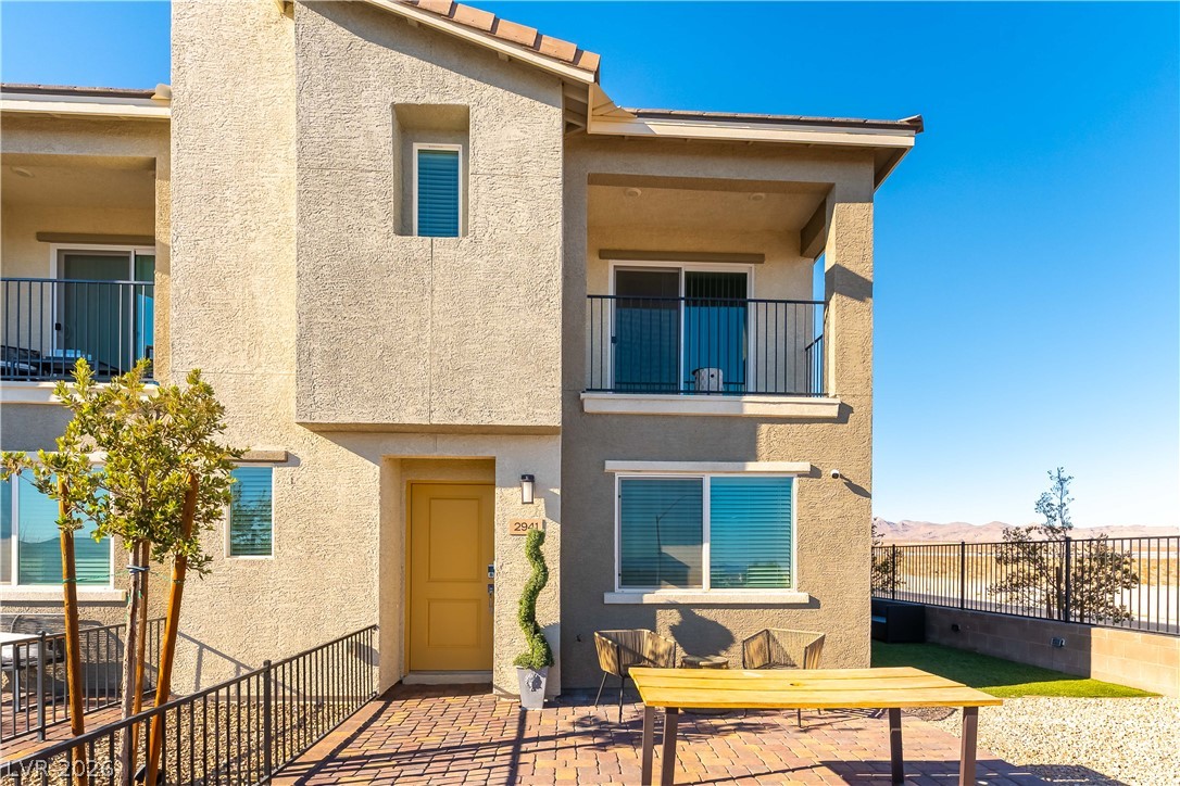 2941 Dusty Yellow Court Property Photo 1