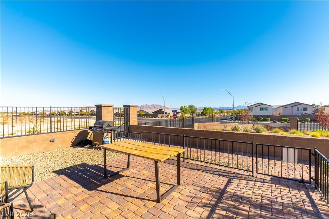 2941 Dusty Yellow Court Property Photo 2