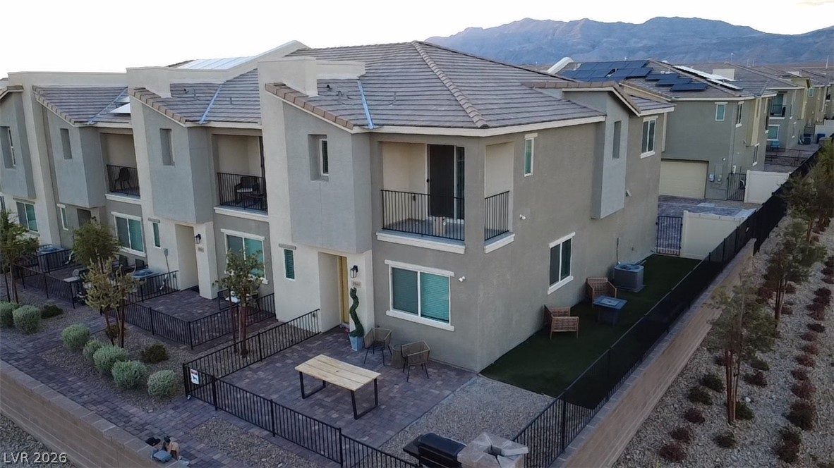 2941 Dusty Yellow Court Property Photo 27