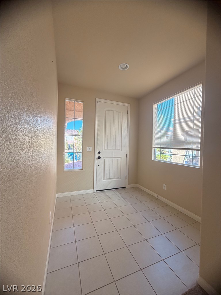 7068 Aspenwood Cellars Court Property Photo 5
