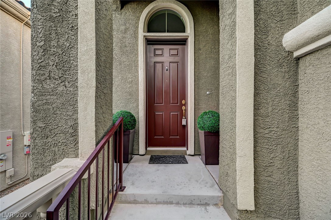 11821 Luna Del Mar Lane Property Photo 3