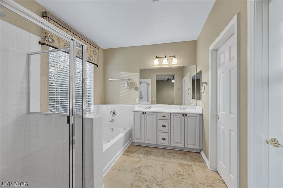 11821 Luna Del Mar Lane Property Photo 25