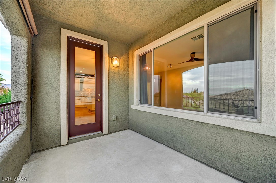 11821 Luna Del Mar Lane Property Photo 44