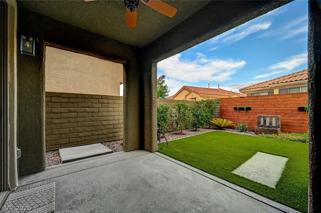 11821 Luna Del Mar Lane Property Photo 50