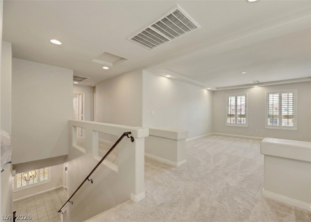 8176 Duncan Peak Court Property Photo 17