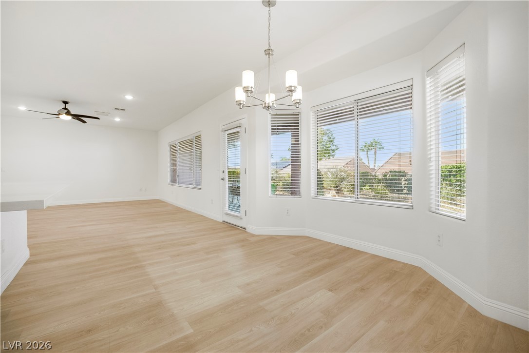 2562 Grandville Avenue Property Photo 14