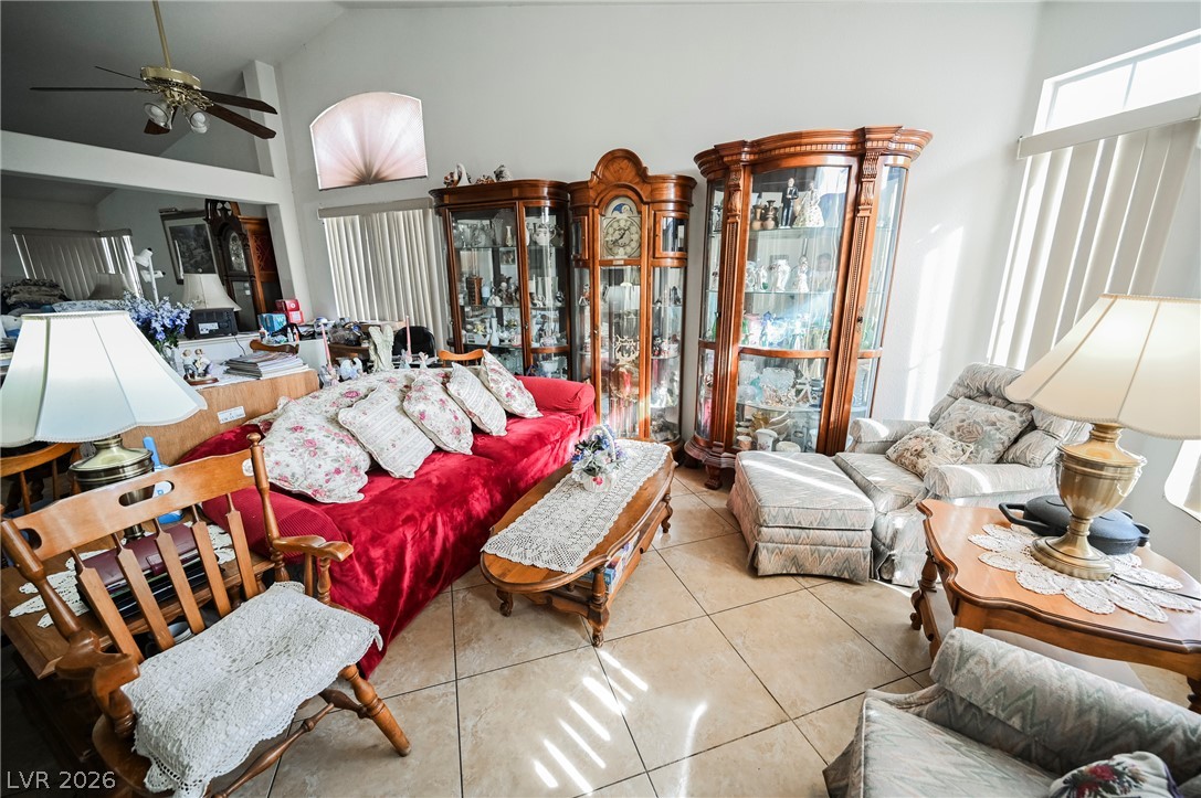 6092 Golden Nectar Way Property Photo 5