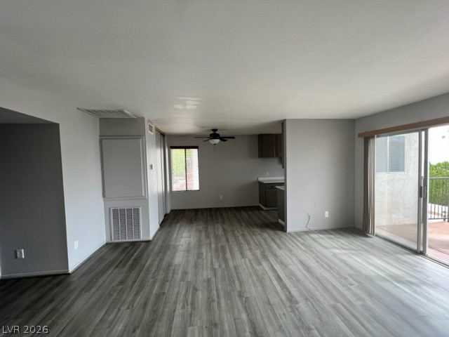 870 Avenue B 508 Property Photo 5