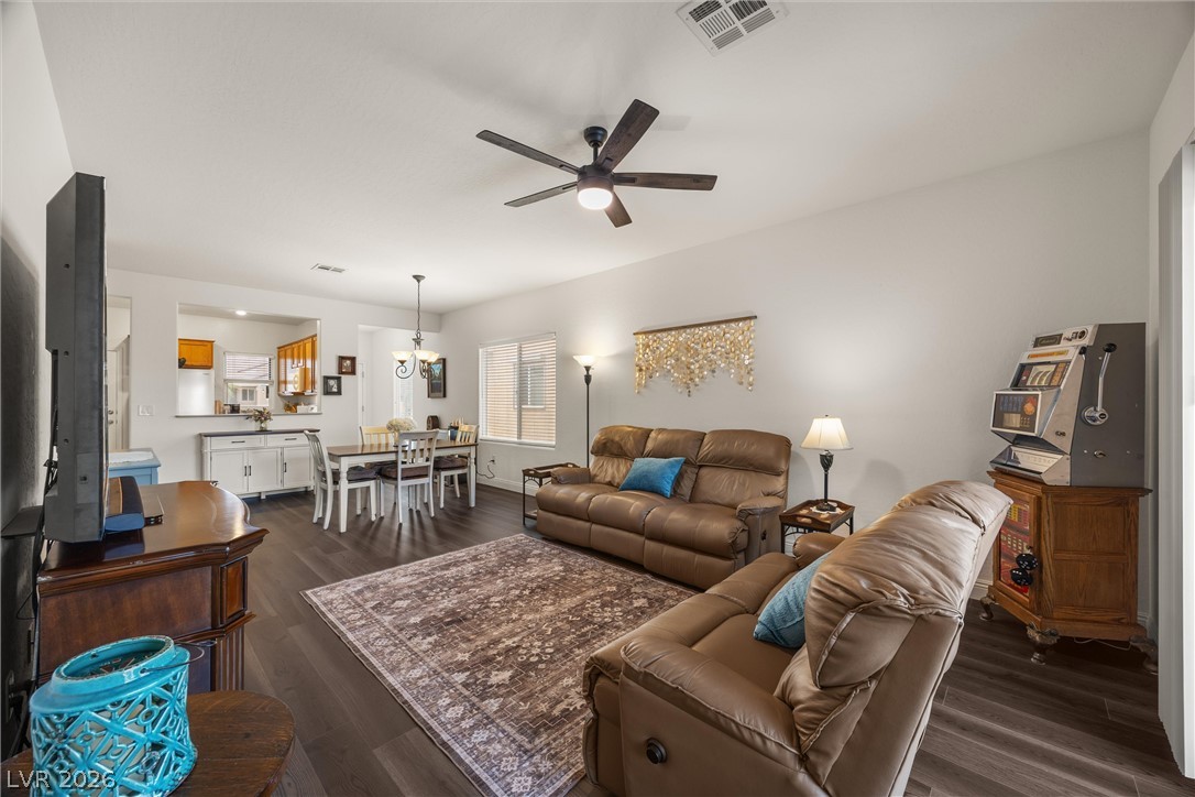 7940 Fantail Drive Property Photo 9
