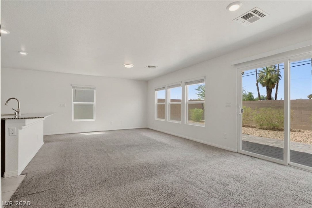 4056 Campeche Avenue Property Photo 4