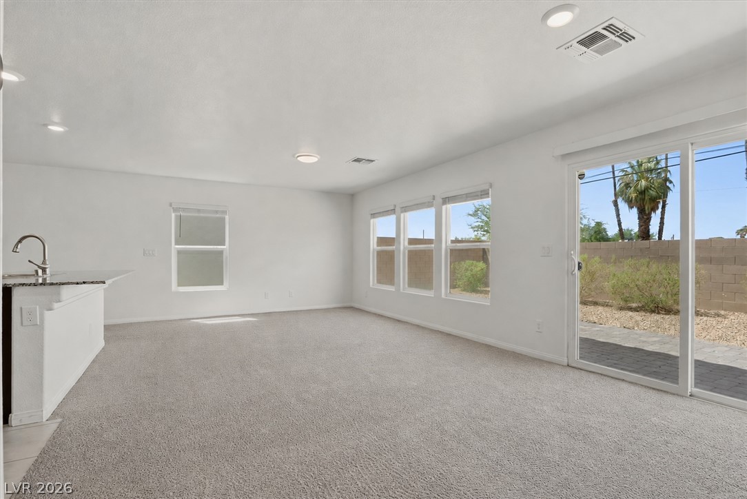 4056 Campeche Avenue Property Photo 4