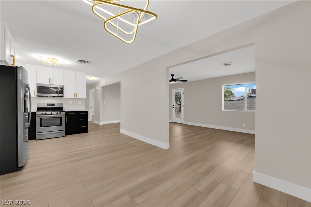 2109 Jansen Avenue Property Photo 9
